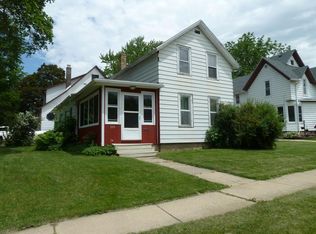 201 N 3rd St, Fort Atkinson, WI 53538