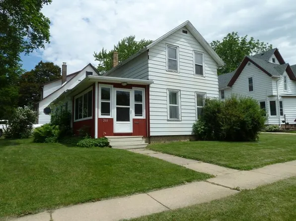 201 N 3rd St, Fort Atkinson, WI 53538