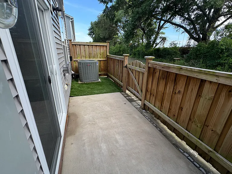 43 Aspen Rd — Photo 13