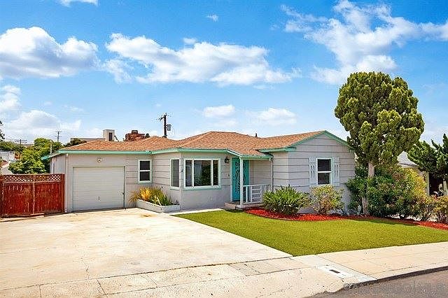 1st image of 2341 Lucerne Dr