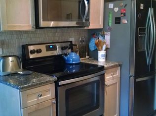 541 Florida Ave APT T4, Herndon, VA 20170