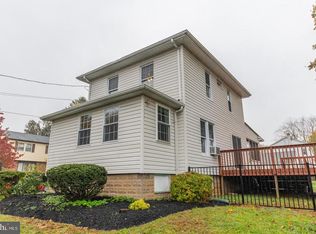 21 Ellis Rd, Willow Grove, PA 19090