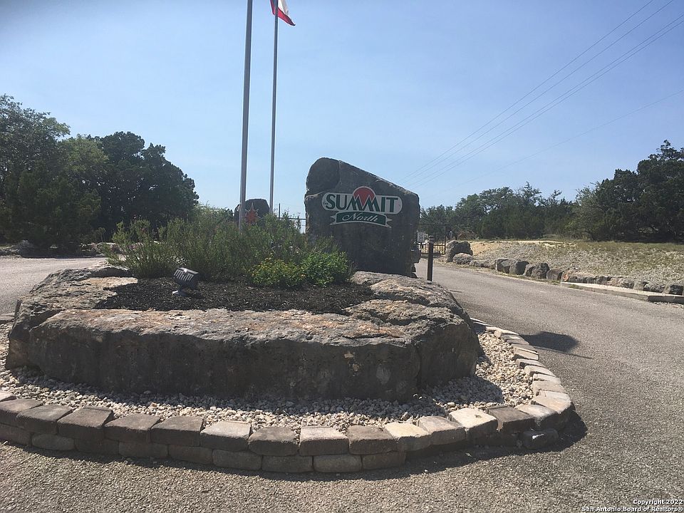 1st image of 279 Magnolia Mdw