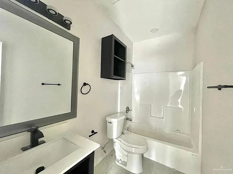 3530 S Dominique Dr — Photo 10