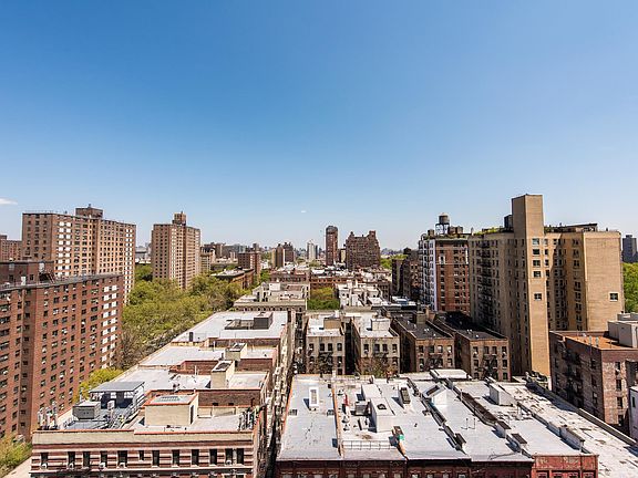 4th image of 400 Central Park W APT 15U