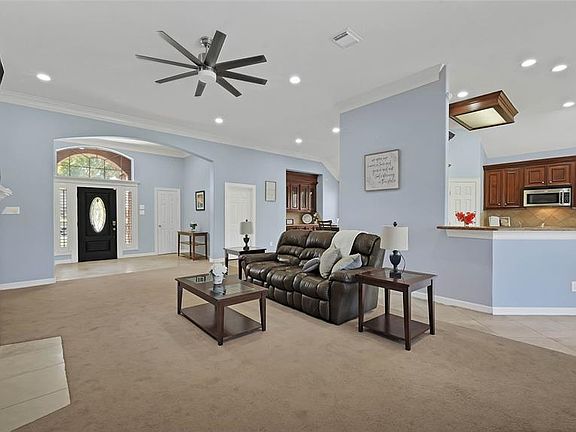 4th image of 2225 Jernigan Frd