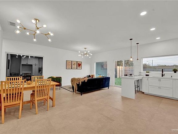 4th image of 2633 Warbler Ave