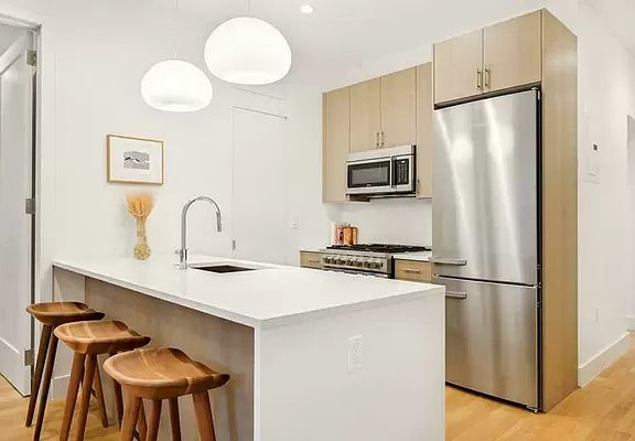 3rd image of 308 W 97th St APT 32