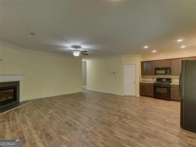 329 Turtle Creek Dr — Photo 25