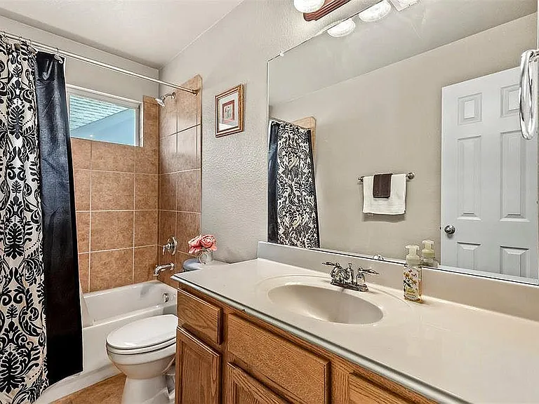4345 Mountain Crest Dr — Photo 12