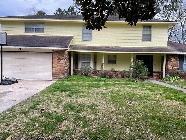 1st image of 52 Country Club Dr