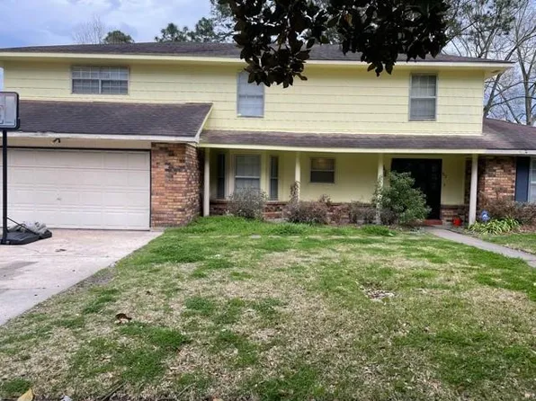 52 Country Club Dr, La Place, LA 70068