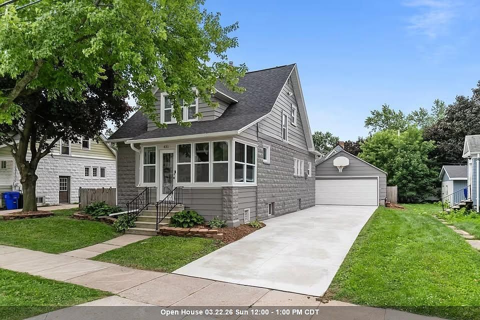 1st image of 431 E Summer St