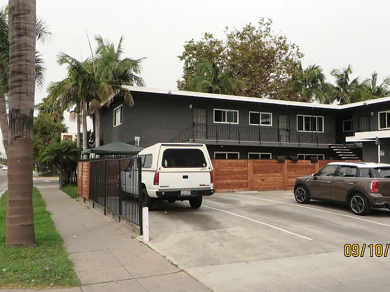 929 S Townsend St — Photo 3