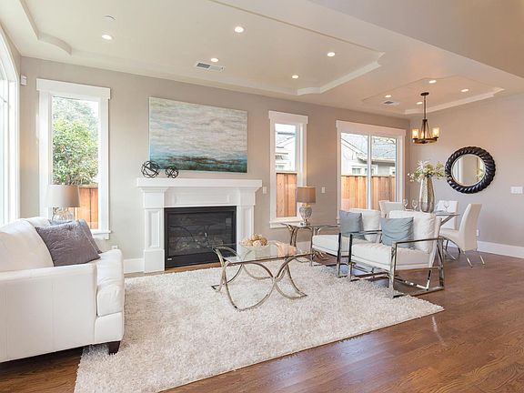 3rd image of 4039 2nd St
