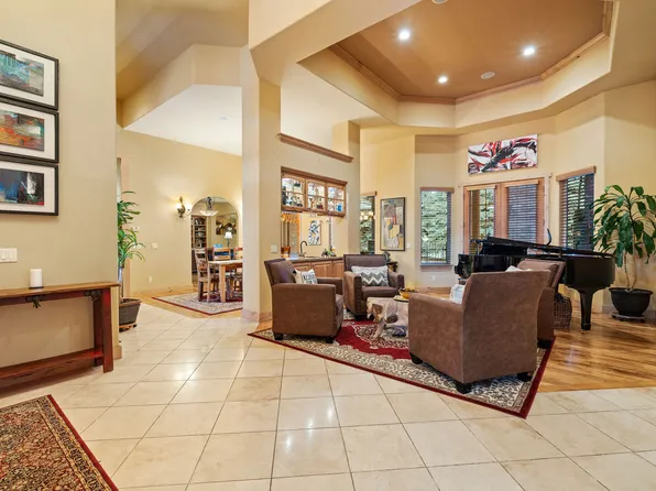 107 Whitetail Ct, Bigfork, MT 59911