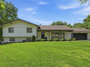 1901 W 70th St, Mission Hills, KS 66208