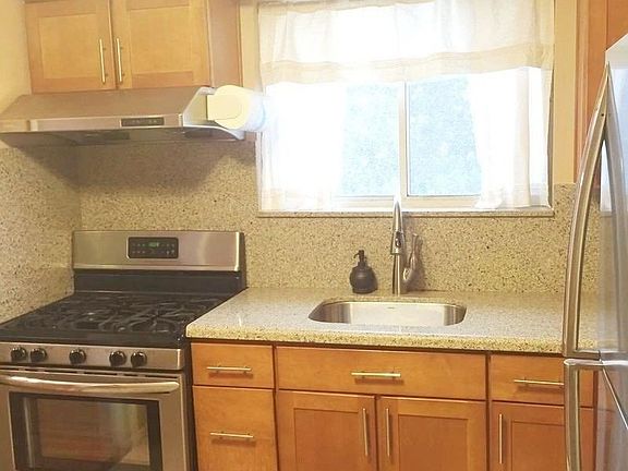 3rd image of 20-44 48th St