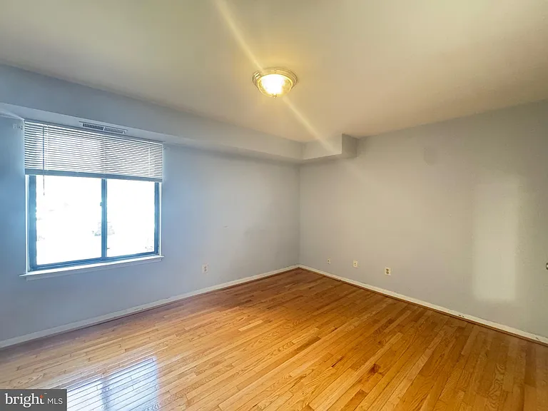 5482 Cedar Ln #B-2 — Photo 5