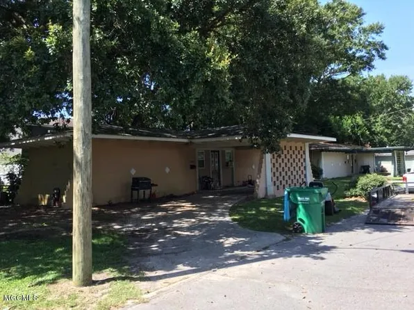 1705 Garden Park Dr, Biloxi, MS 39531