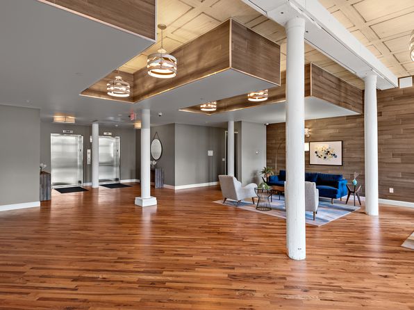2 River St APT 301