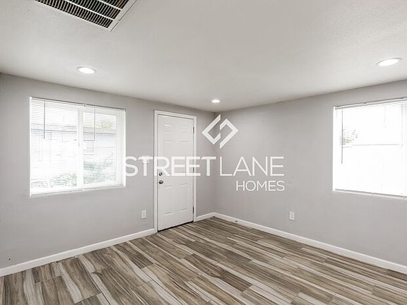 5th image of 2617 W Augusta Ave APT B