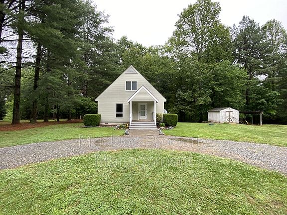 3rd image of 16317 Maple Dr