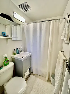 Rented by R New York | media 20