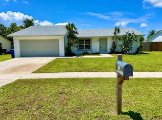 123 Teal Ct, Royal Palm Beach, FL 33411