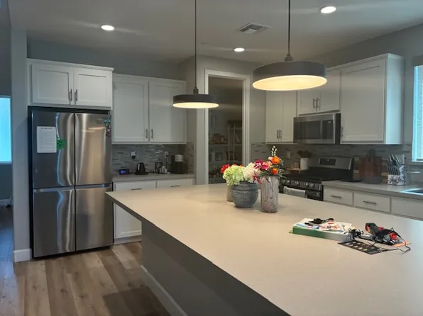 2776 Elderberry St, West Sacramento, CA 95691