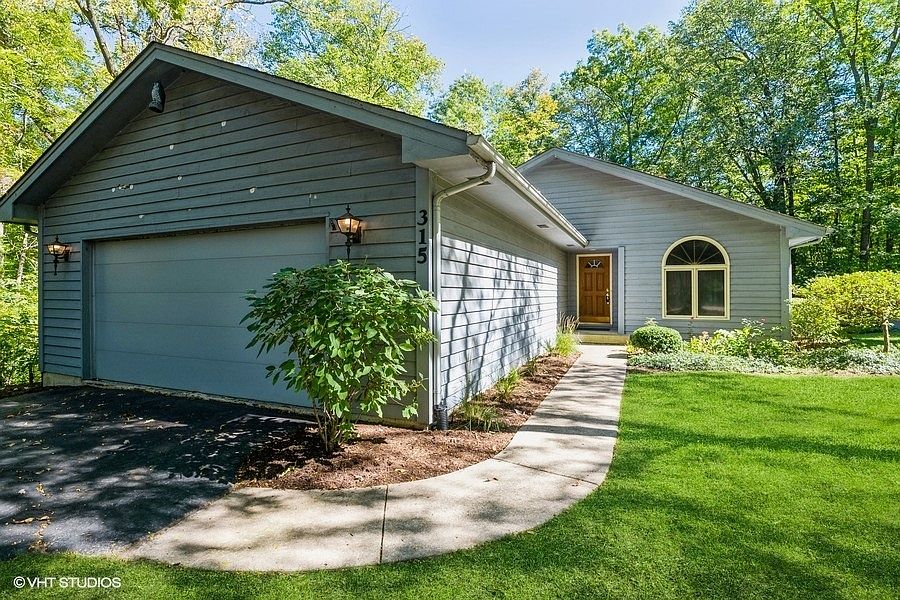 315 Holdridge Ave, Winthrop Harbor, IL 60096 Zillow