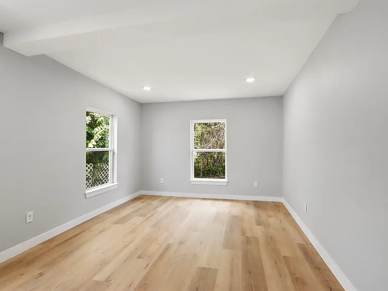 10430 Wiggins St — Photo 20