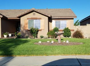 7098 Catawba Dr, Fontana, CA 92336