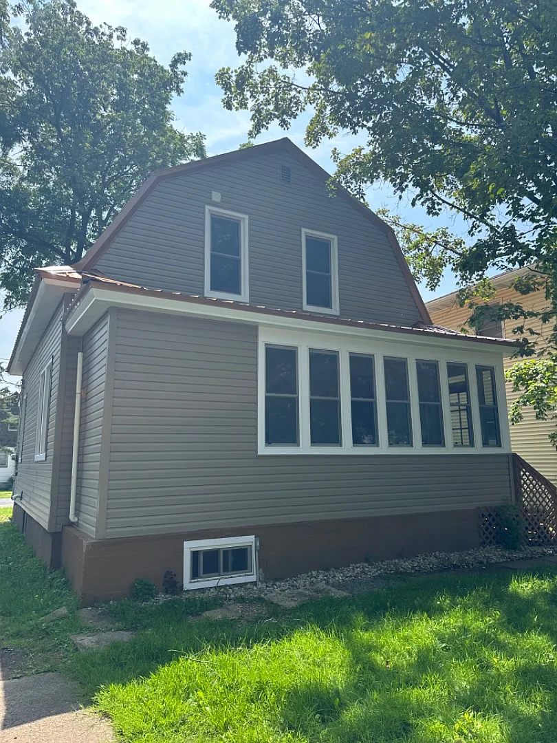 Unit Photo - 310 S Palmetto Ave