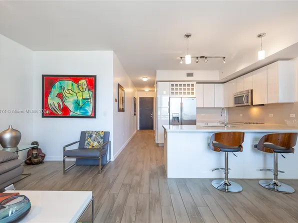 999 SW 1st Ave APT 1602, Miami, FL 33130
