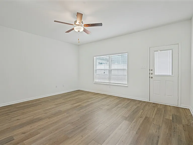 10838 Emerick St — Photo 5