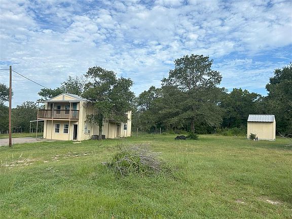 3rd image of 2124 E Pin Oak Ln #136