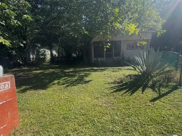 5405 Mobile Dr, Seffner, FL 33584