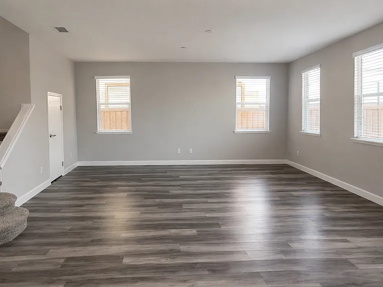 213 Bentwater Loop — Photo 3