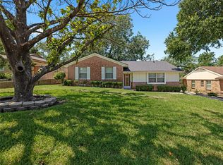 821 Sherwood Dr, Richardson, TX 75080