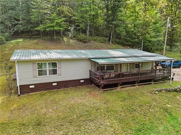 4469 Amma Rd, Amma, WV 25005