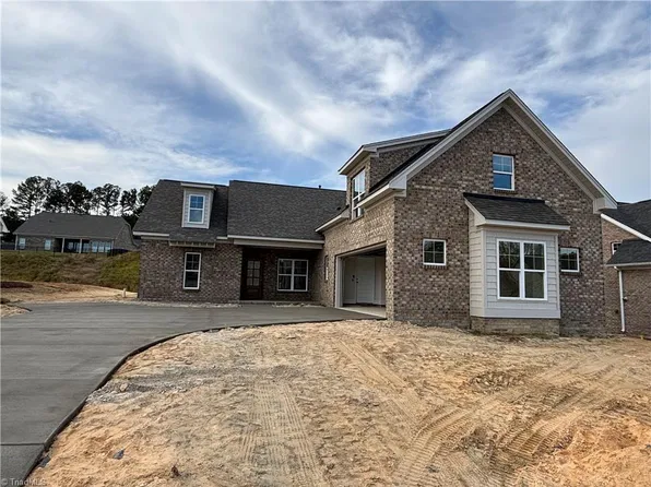 147 Green Forest Ct, Winston Salem, NC 27107