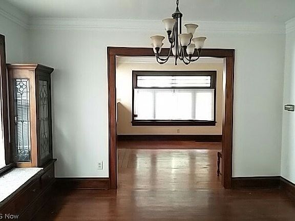 3rd image of 2084-2086 Lewis Dr