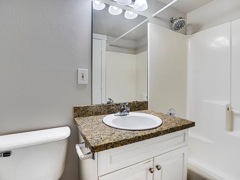 LC Park Place - MFR — Photo 13