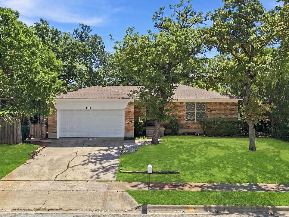 1st image of 2110 Navajo St