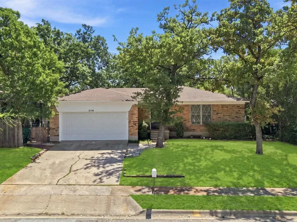2110 Navajo St, Denton, TX 76209
