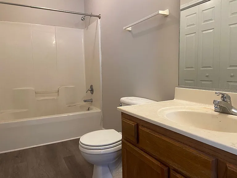 310 Hill St #D — Photo 8