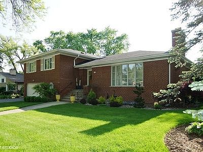 1st image of 20 W Hiawatha Trl
