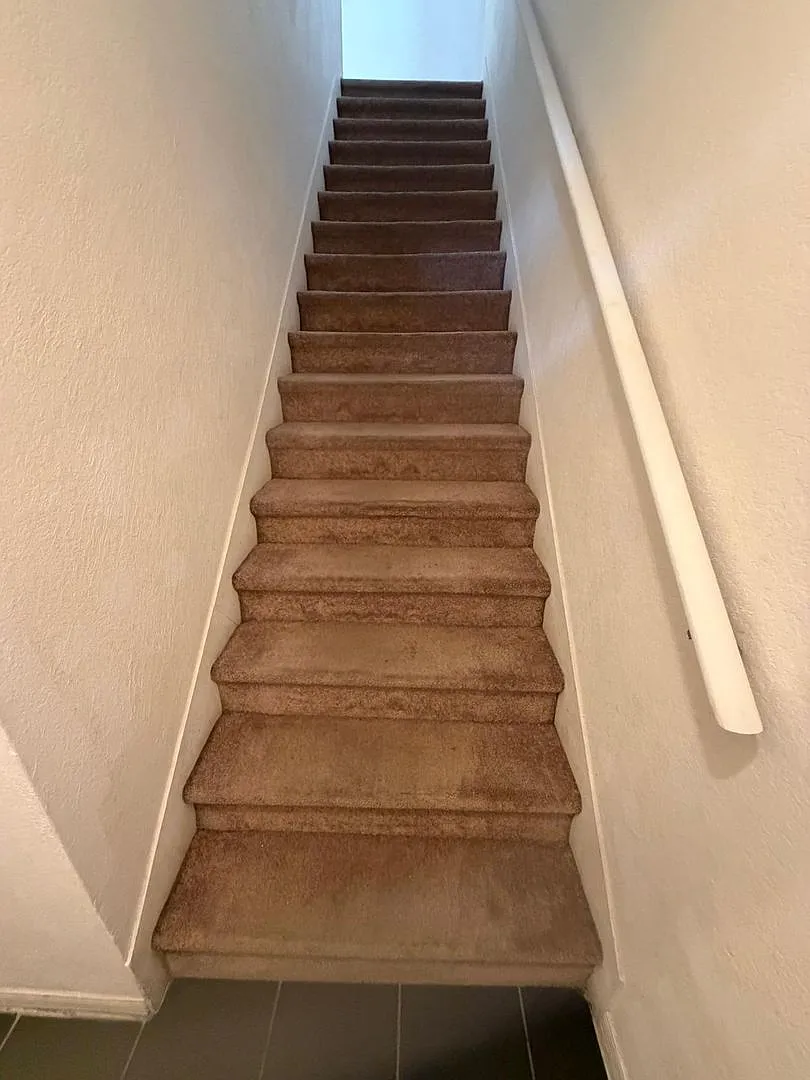 Beautiful 2-Bedroom, 2-Bathroom Condo with Loft in a Gated Community — Photo 4