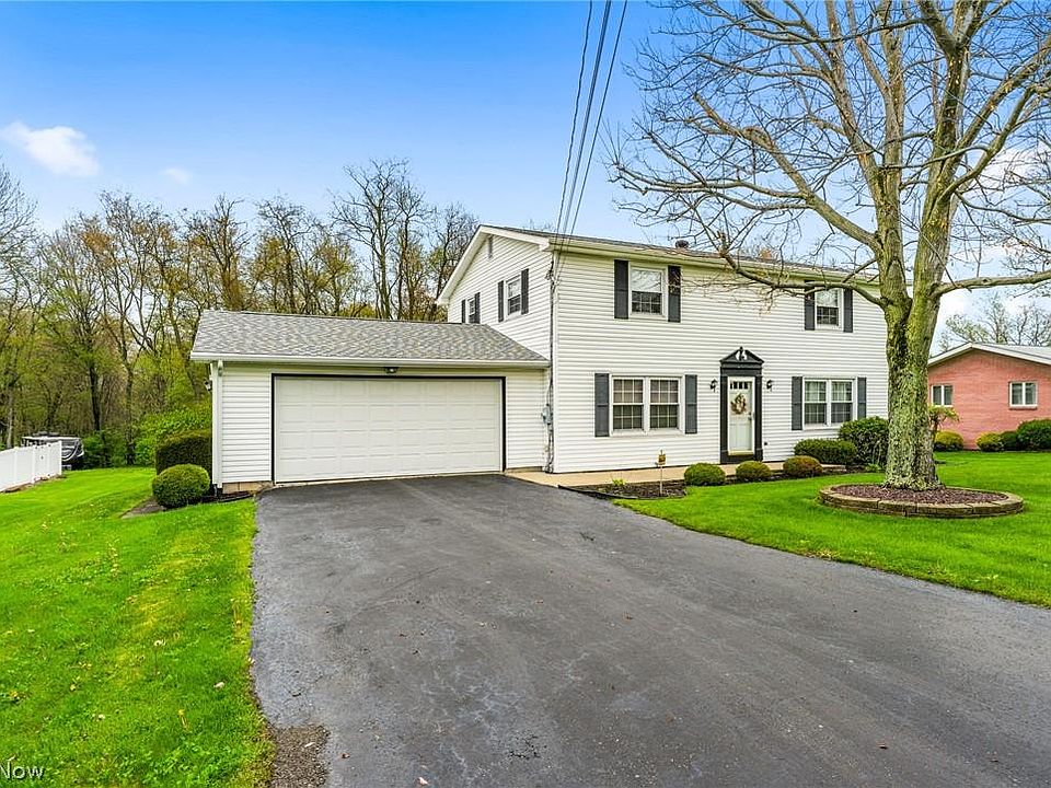 1st image of 49352 N Meadowbrook Cir